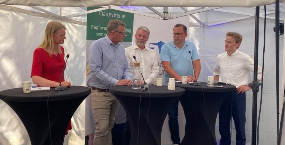 F.v. Tine Larsen, Jon Rikard Kleven, Morten Ingebrigtsen Wedege, Sverre Bromander og Vegard Valestrand (Foto: Thomas Vie Nordeide)
