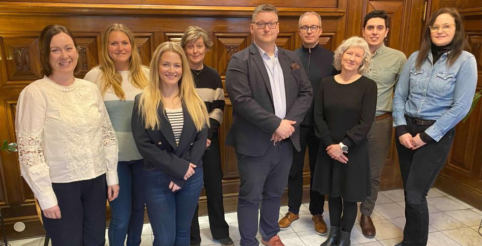 F.v. Monica Solnes, Mari Gunnerud Haus, Signe Govasmark, Toril Hjelm-Hansen, Kay Brudvik Haugen, Bjørn Erik Linde, Grethe Hansen, Manuel Ødegård og Thale Blanck Torkildsen (Foto: Juristforbundet)