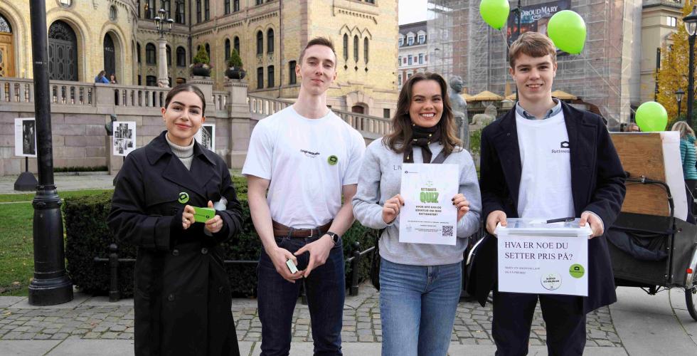 F.v. Neda Dinani Bajalan, Johannes Vikaskag Svendsen, Linn Røyksund og Haakon Kristiansen (Foto: Tina Chen Sandboe)
