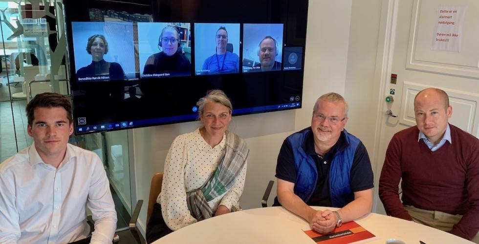 Med på Skype (f.v.) Benedicte Rørvik Nilsen, Christine Ødegaard Sten, Ole Ramberg, Per Otto Svendsby. Foran (f.v.) Vetle Halvorsen Ufsvatn, Katrine Bratteberg, Erik Furevik og Anders Stub Søtorp.