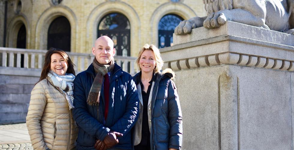 Marianne Børseth, Are Skjold-Frykholm og Anne Woldmo i Politijuristene. Foto: Tore Letvik