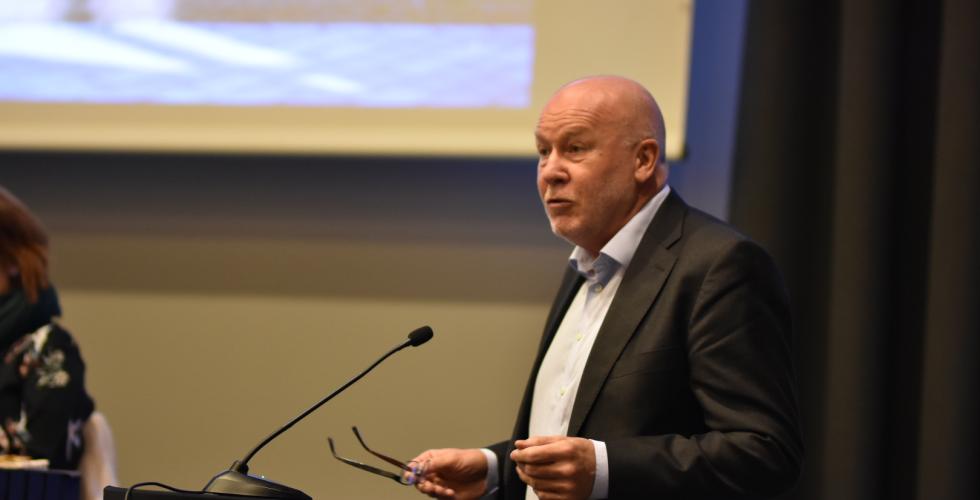 Håvard Holm er ny president i Juristforbundet. Foto: Tore Letvik